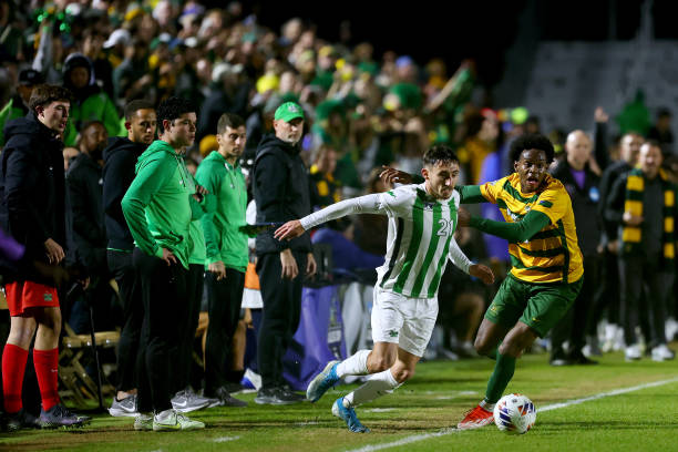 与中卫之间 与中卫之间